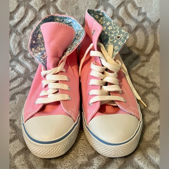 Route 66 Shoes - Route 66 Pink Canvas High Top Sneakers Women’s Sz 8 Floral Lining w/ Box